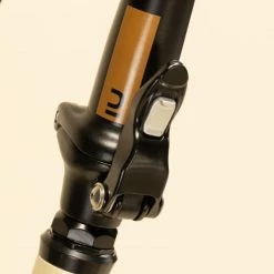 VELO PLIANT TILT 500 BEIGE -Velos Ville Boutique velo pliant tilt 500 beige 8 600x600 1